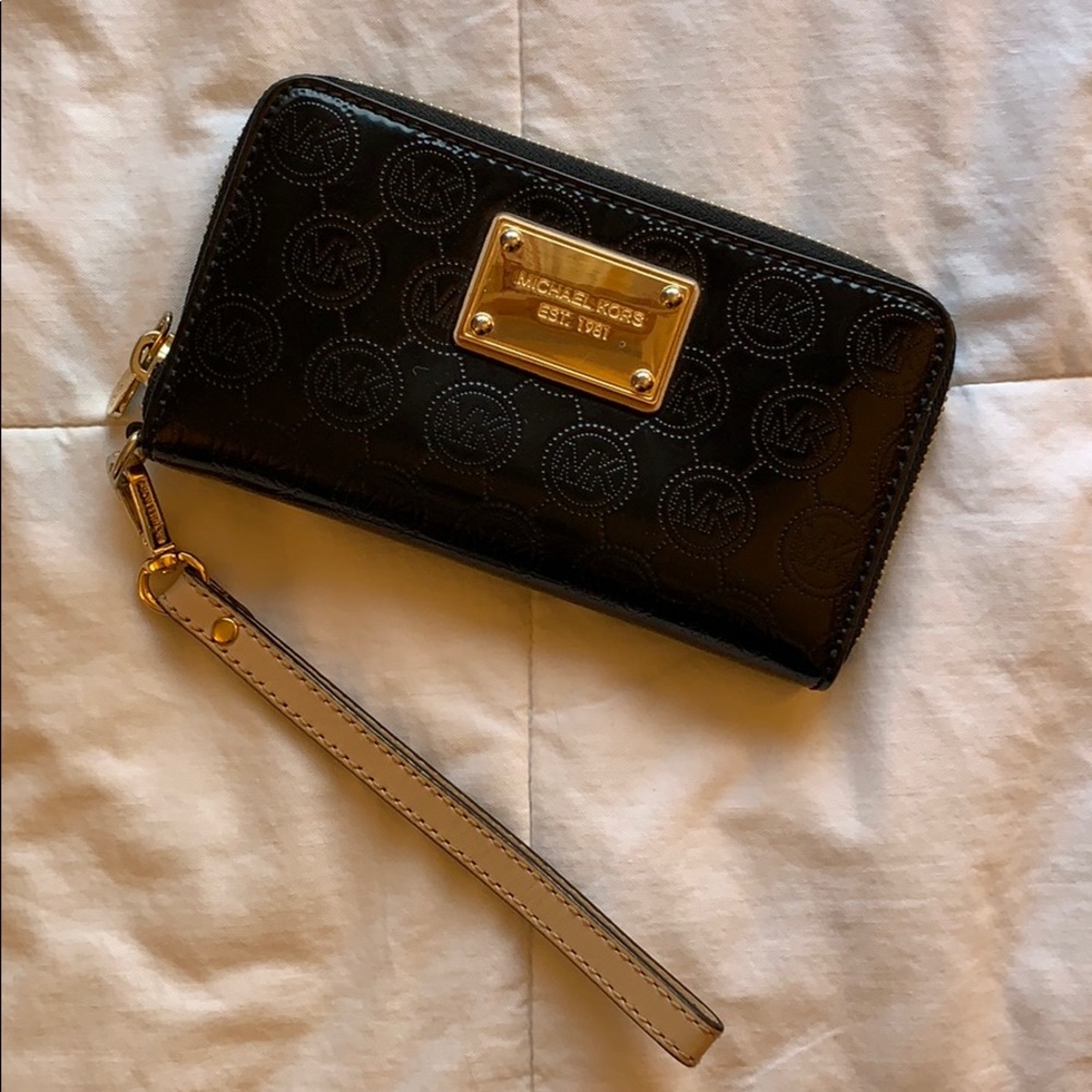 Michael Kors Black and Gold Wristlet